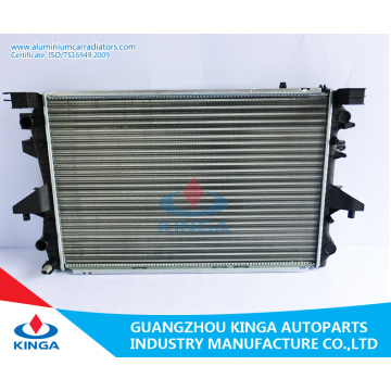 China Manufacturer of Aluminum Mechanical Radiator for VW Multivan